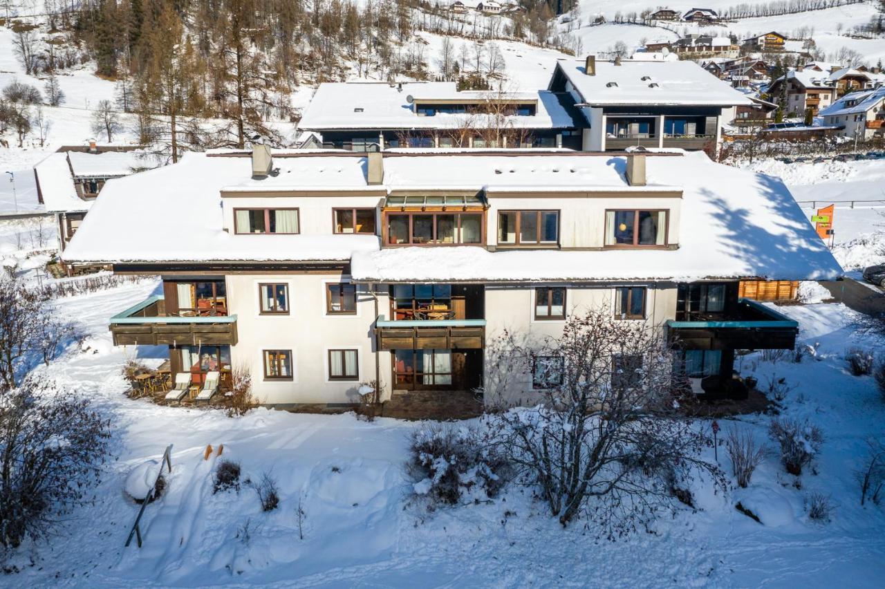 Ortners Mauerwirt - Leistbarer Luxus Apartment Bad Kleinkirchheim Bagian luar foto