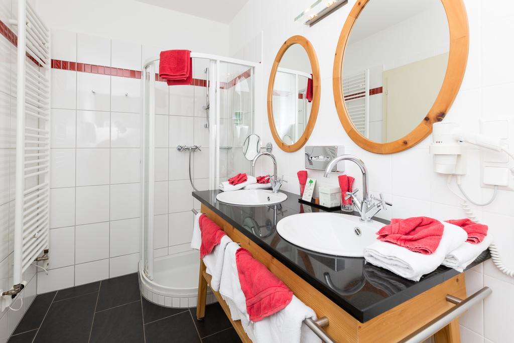 Ortners Mauerwirt - Leistbarer Luxus Apartment Bad Kleinkirchheim Bagian luar foto